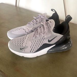 Nike air270